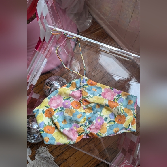 Floral crop top - Picture 2 of 3